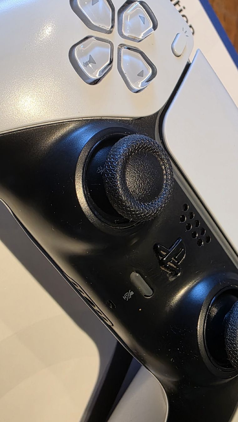 Sony Console: Sony PS5 🎮 – Usato da Burgdorf venduto da MIDICLORIAN 3