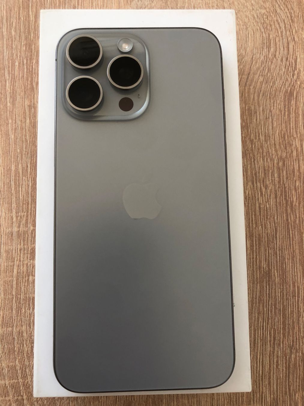 Apple Handys / Smartphones: iPhone 15 Pro Max 256Gb – Gebraucht aus Burgdorf von ssv_9t9f 3