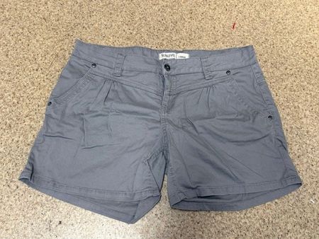 Shorts grau Grösse L