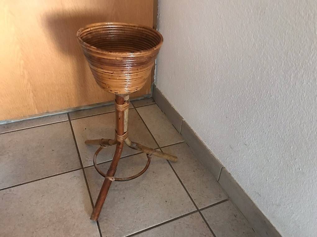 Altro per la casa: Portapiante in bambù – Usato da novaggio venduto da cam_5stl 3
