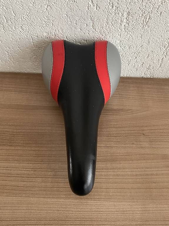 Ersatzteile: Fahrradsattel - Top Zustand – Gebraucht aus Lengnau AG von Golf_2
