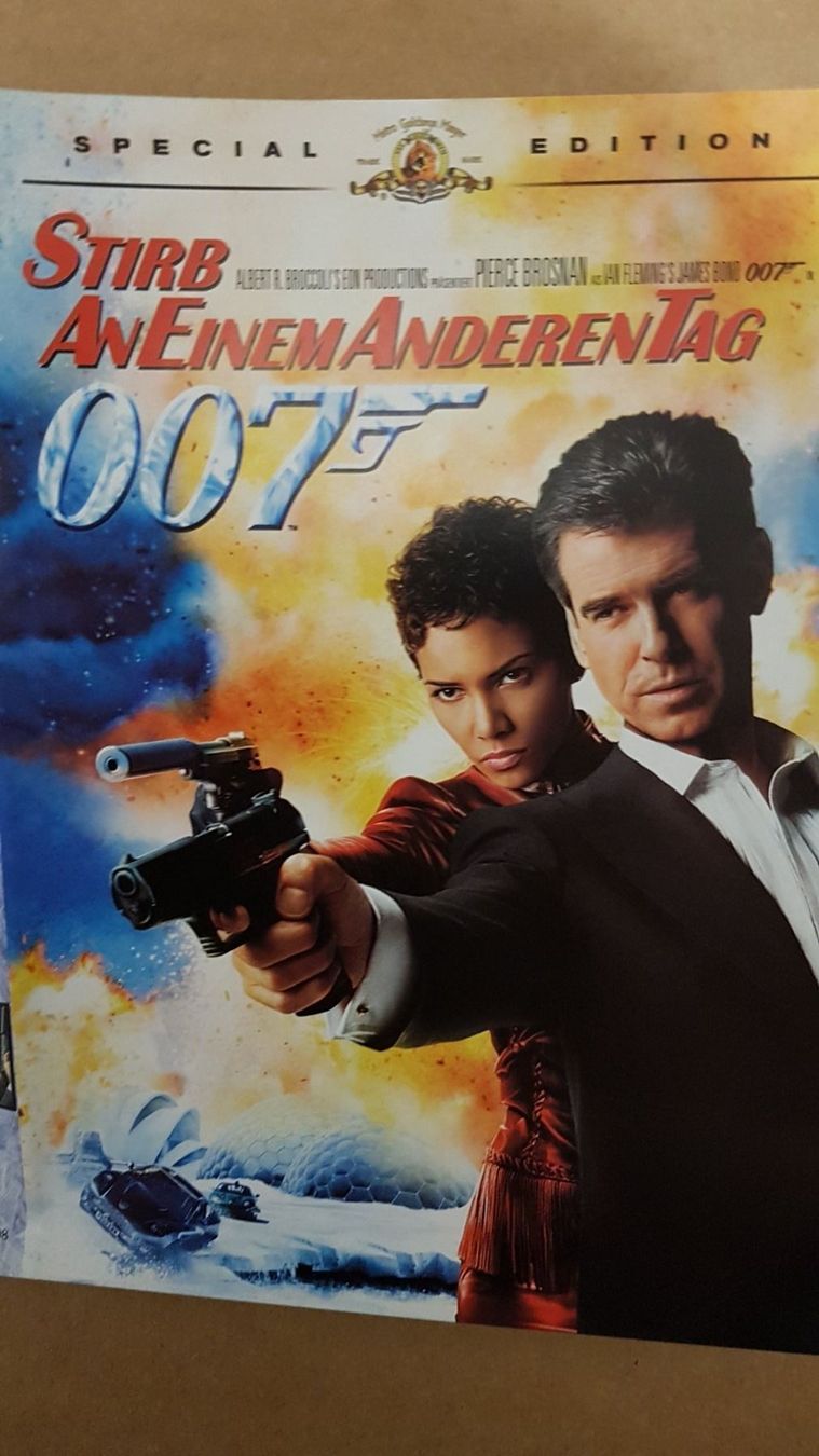 Alle DVDs: DVD James Bond Stirb an einem anderen Ta – Gebraucht aus Oetwil am See von fineli2