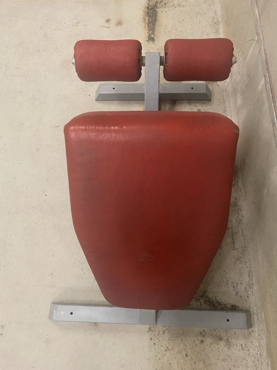 Gym80 Hometrainer: Gym80 / technogym Bauchbank Crunches  – Usato da Kilchberg ZH venduto da Jourfix 2