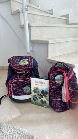 Ergobag Schulrucksack Set mit Zubehör und Klett-Tier Motiven