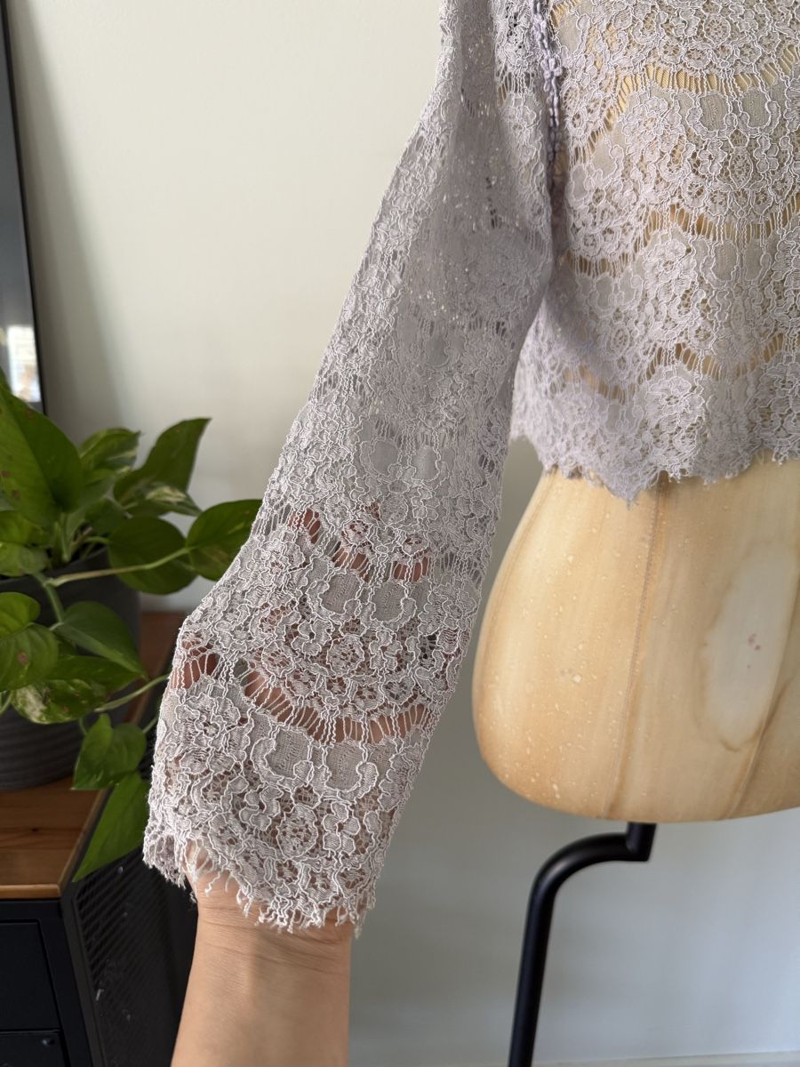 Vila Top: VILA Spitzen Crop Top Flieder Langarm Gr. M Elegant – Usato da Lugano venduto da rebecca.wardrobe 4