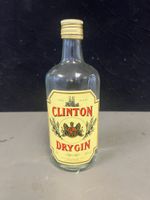 Bouteille de collection Clinton Dry Gin 70cl, 40% entamée 