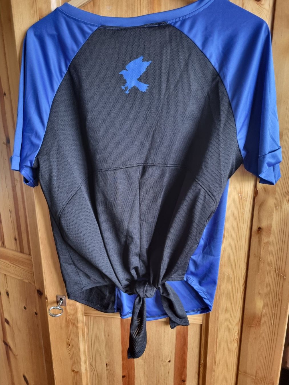 T-shirt: Ravenclaw Activewear Shirt – Nuovo (secondo la descrizione) da Rüti ZH venduto da irima_vanya 3