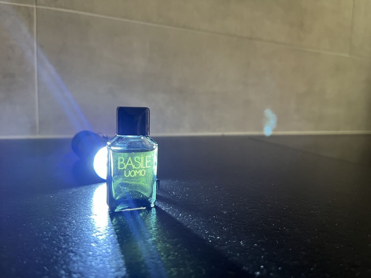 Parfum & Eau de Toilette: Vintage Basile miniature parfum – Gebraucht aus Nyon von Brocante2000 6