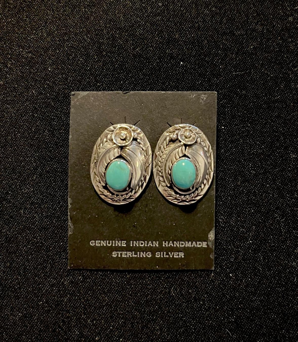 Orecchini pendenti & Orecchini a lobo: Indian Handmade Earings Silver – Usato da Genève venduto da gvokiii