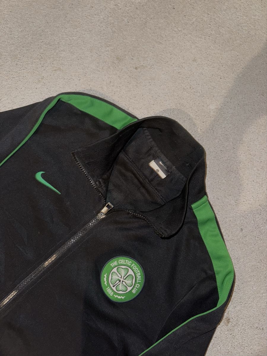 Nike Giacche: vintage celtic trackjacket black/green  – Usato da Oberhofen Thun'see venduto da 61archive 4