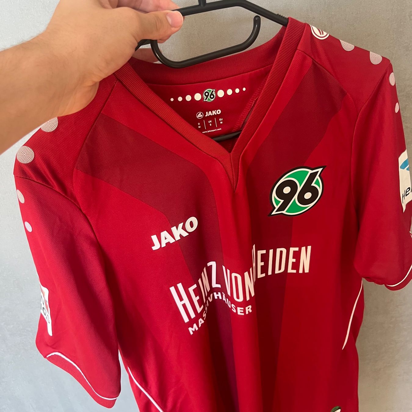 Jako Leibchen & Hosen: Matchworn Hannover 96 Kiyotake Jako – Gebraucht aus Winterthur von LaBodega 6