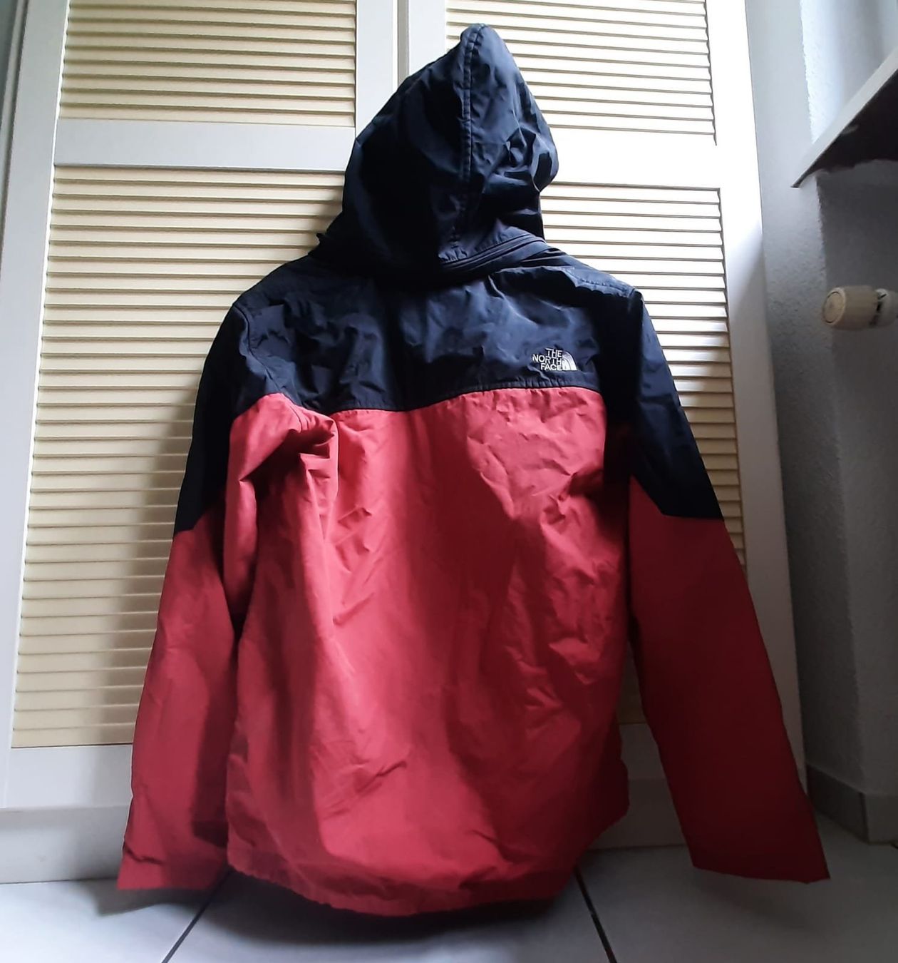North Face Giacche: The North Face Jacke (L) – Difettoso da Sissach venduto da ruminative 1