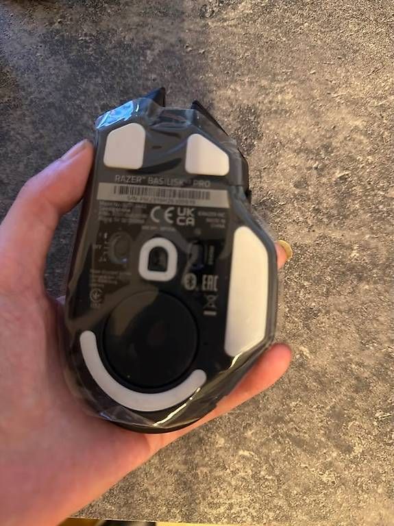 Razer Basilisk V3 Pro Souris gaming sans fil RGB (Neu und ...