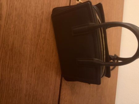MK Damen Handtasche schwarz Leder wie neu Top Zustand