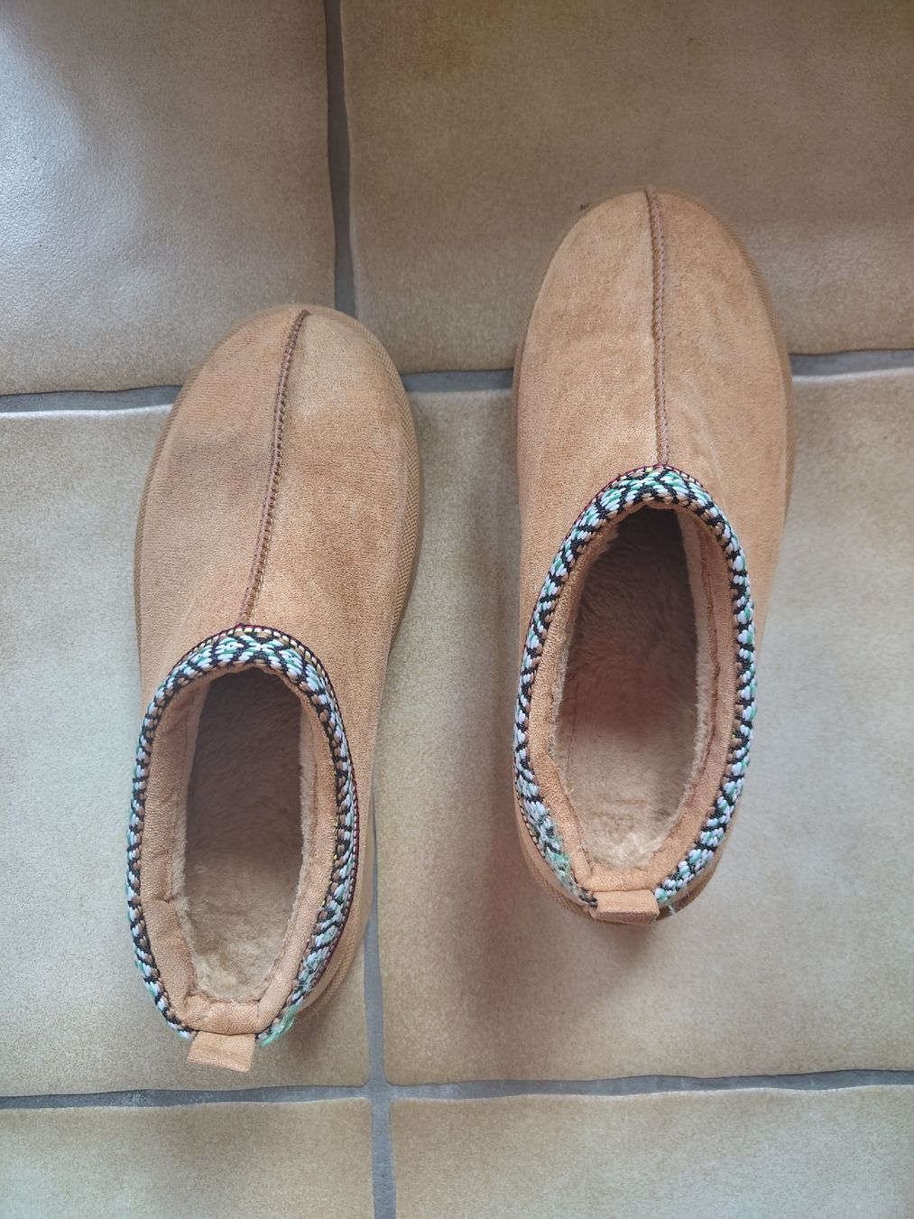 Chaussures hommes: Warme Hüttenschuhe – D'occasion à Winterthur par LenaLena03 5