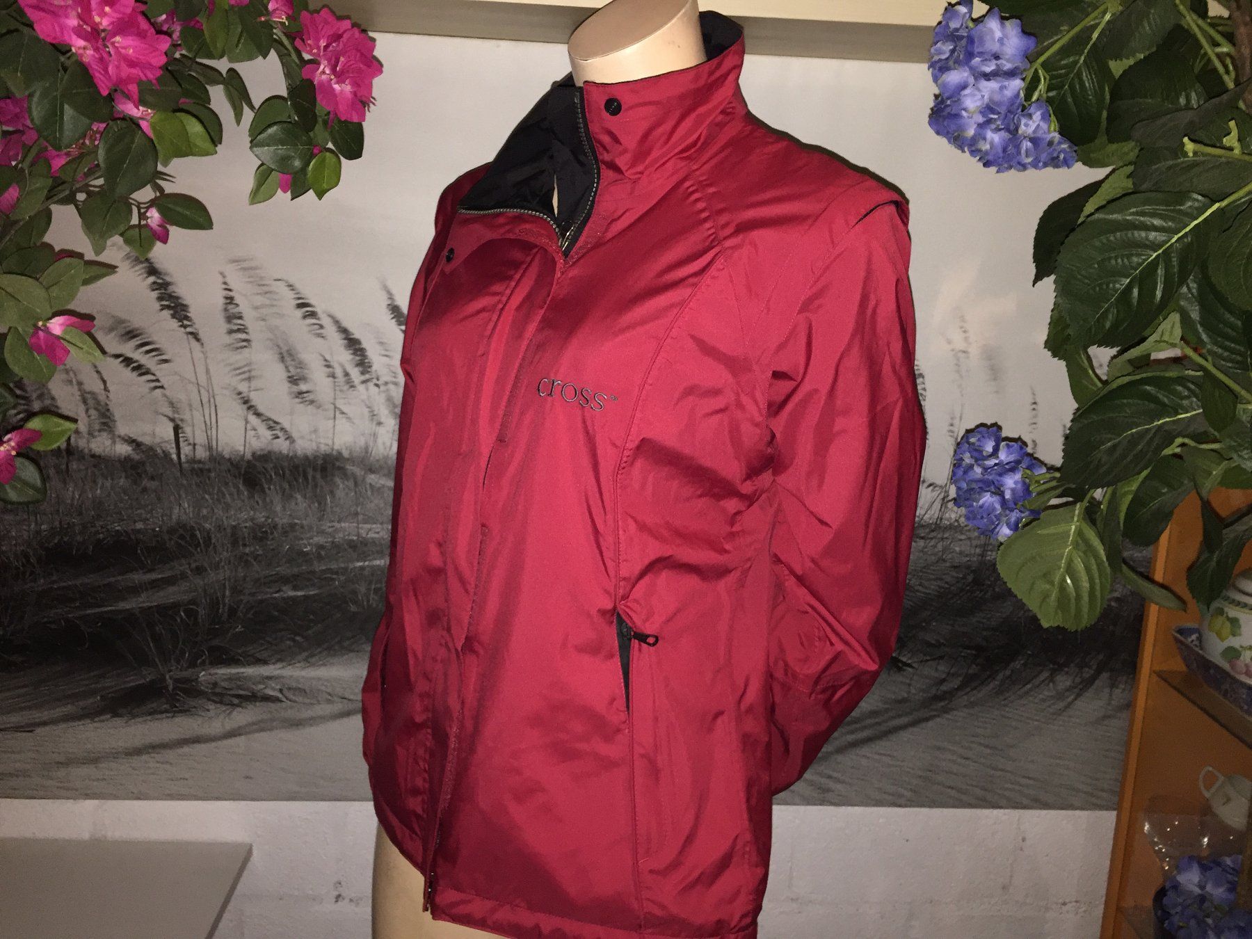 Giacche: Veste / Jacke CROSS    Taille / Grosse 36 – Usato da Cossonay-ville venduto da Super-Price-Quality 2
