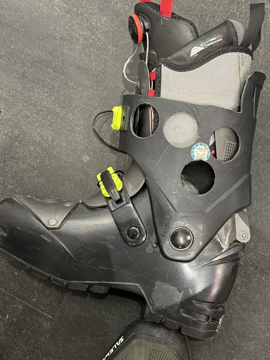 Dynafit Chaussures hommes: Dynafit splitboard boot size 25 – D'occasion à Täsch par elgordo
