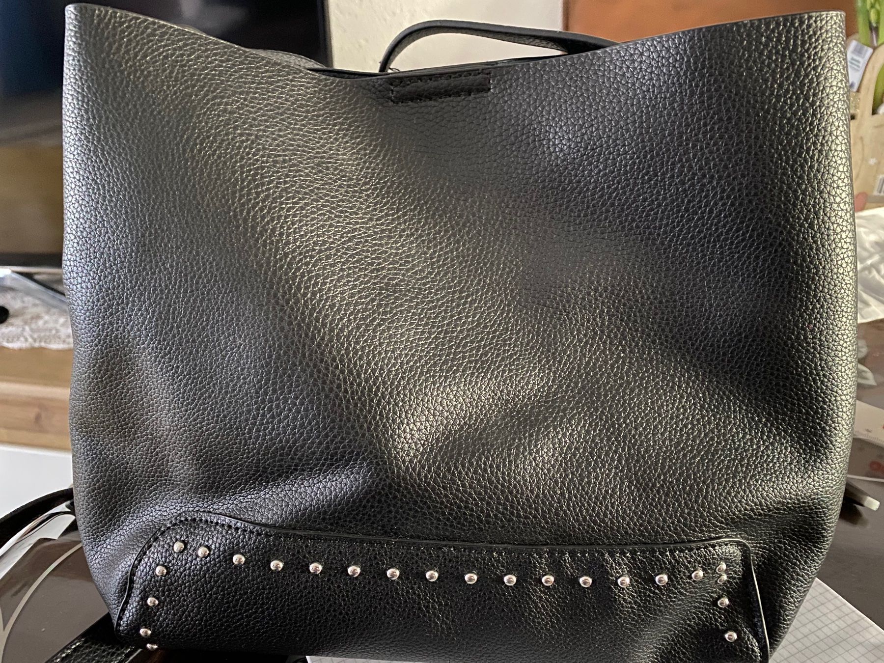 Taschen für Damen: Handtasche – Neu (gemäss Beschreibung) aus Emmen von Aribini