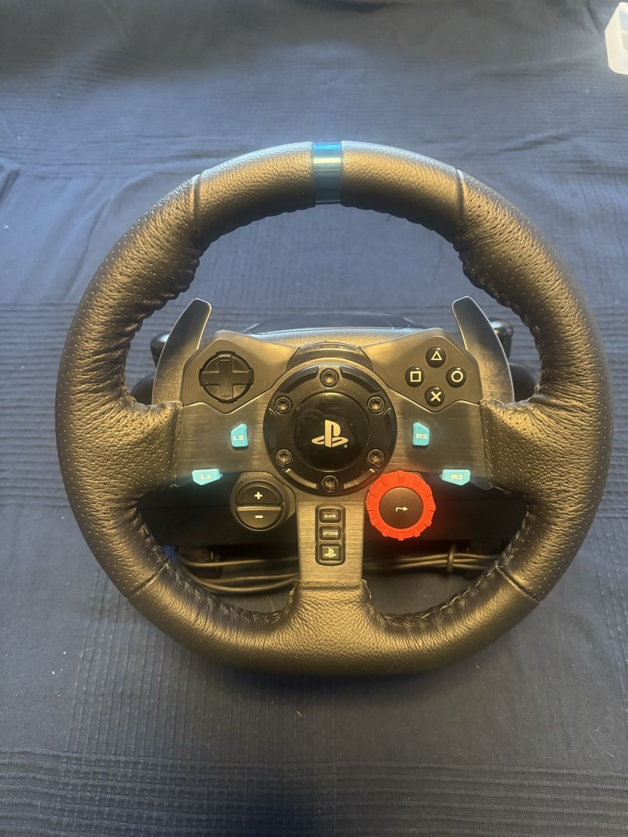 Logitech Manettes: Logitech G29 Lenkrad mit Schaltung – D'occasion à Schwarzenburg par Nikolaus03778 1