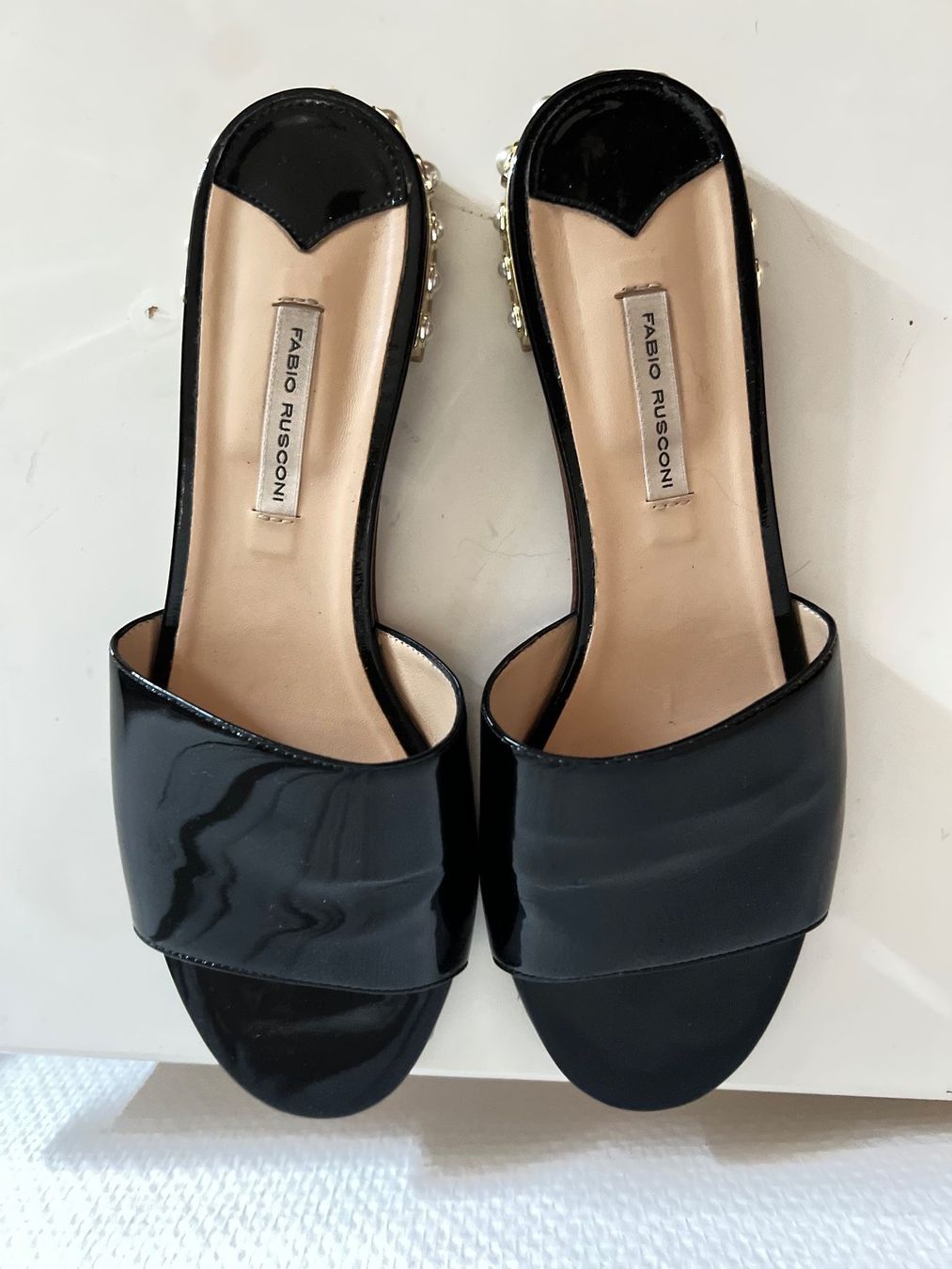 Scarpe da donna: Fabio Rusconi Lederlack mit Perlenabsatz  Gr.38;5 – Usato da Zürich venduto da ost_5sdl
