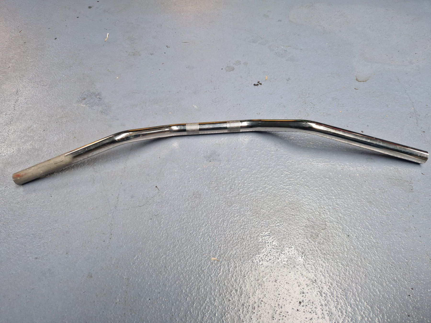 Tutti i ricambio per moto: Harley Davidson V-Rod 2005 Lenker original – Usato da Kerns venduto da .Biker.