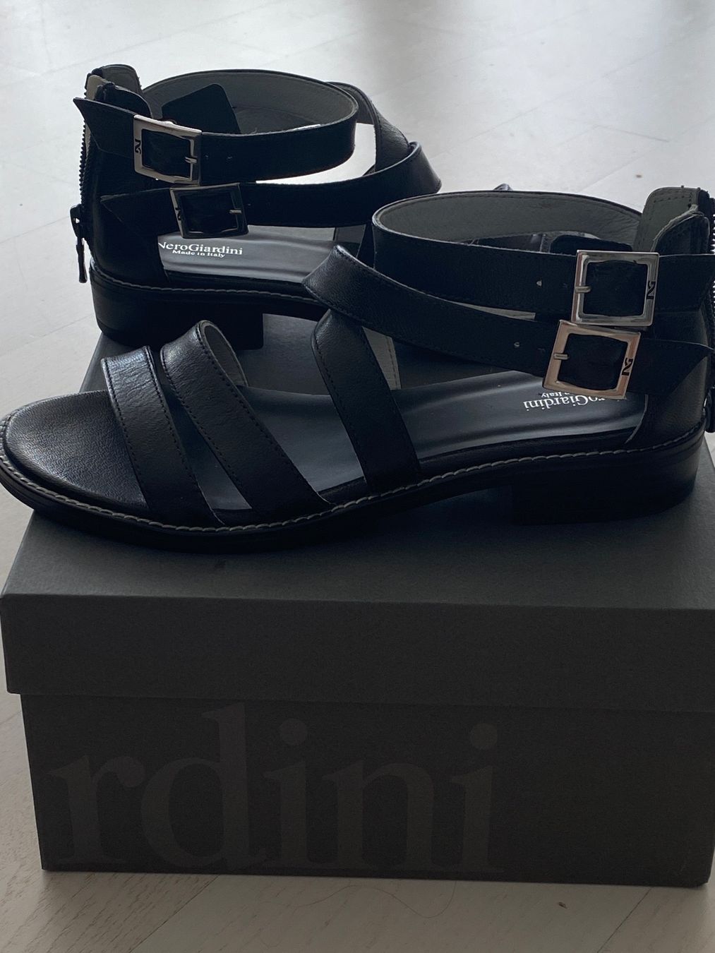 Scarpe da donna: Supercoole Sommersandalen – Nuovo e nell'imballaggio originale da Wettswil venduto da ramba 1