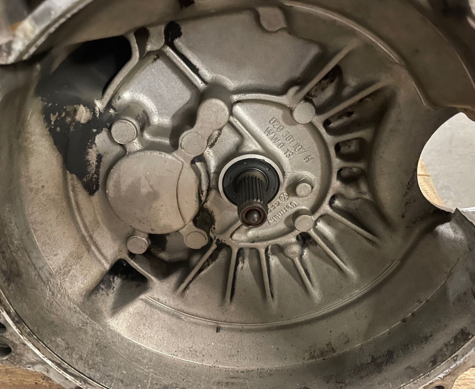Volkswagen Tutti pezzi di ricambio auto: VW Golf 2 1985 Boite de vitesses – Usato da Satigny venduto da rfo59 5