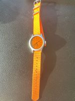 Timex Montre Homme, bracelet orange - Parfait pour l'été!