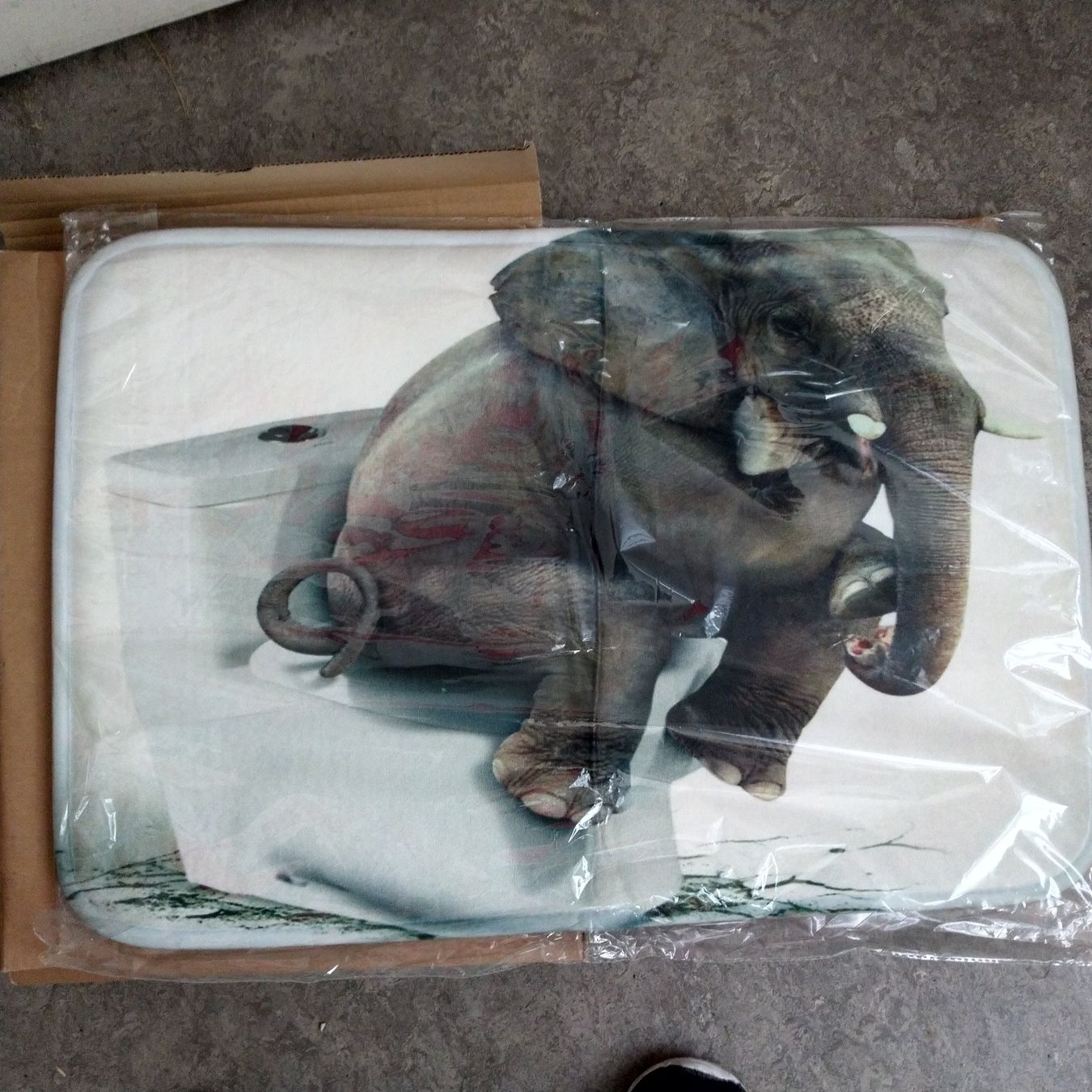 Tapis: Badezimmer Teppich Elefant – Neuf avec emballage d'origine à Maienfeld par Hanswurst64 2