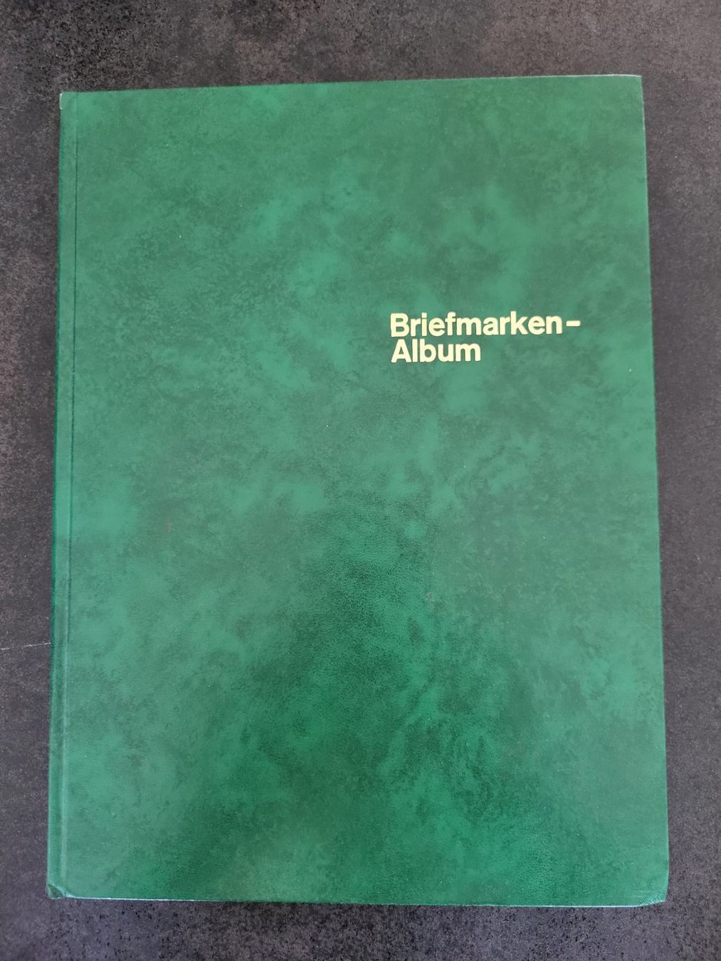 Alle Briefmarken: Sammlung Album - Italien – Gebraucht aus Rümlang von Turrin