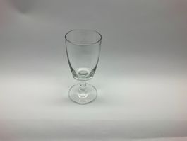 5 Stielgläser und 1 Henkelglas