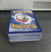 Pokémon Sammelkarten Stapel 