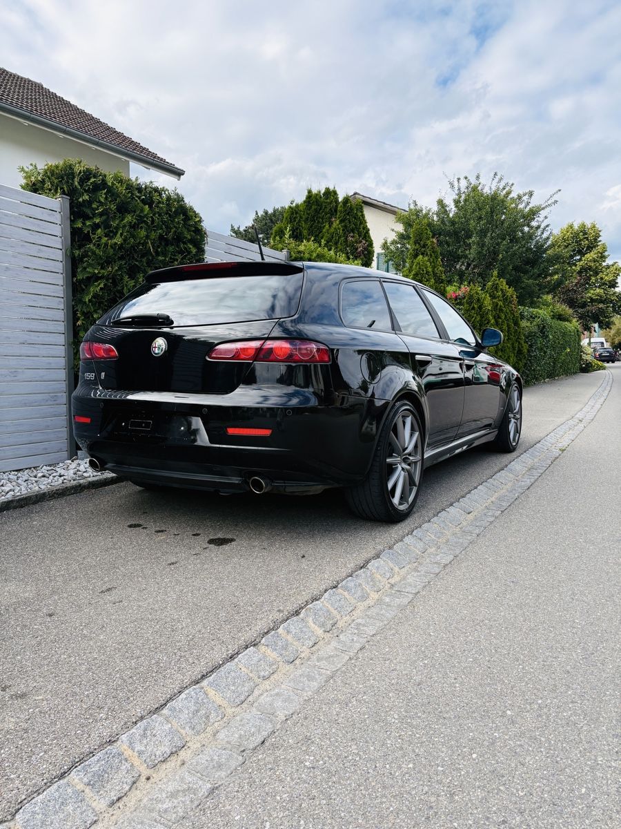 Alfa Romeo Automobili: Alfa Romeo 159 1.8tbi – Usato da lyss venduto da Loperfido21 1