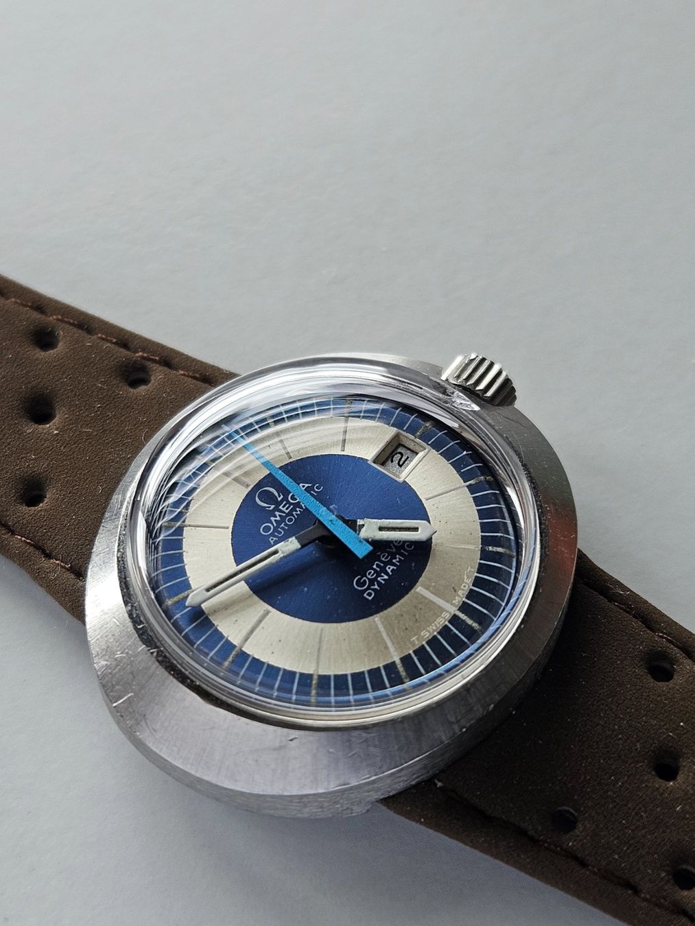 Omega Orologi: 270 Omega Geneve Dynamic Automatic Date Damenuhr – Usato da Berikon venduto da mmm21 1