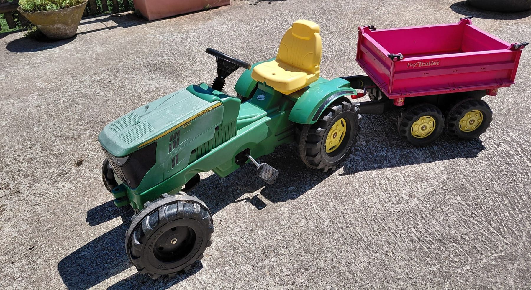 John Deere Fahrzeuge für Kinder: Trettraktor mit Zubehör  – Gebraucht aus Escholzmatt von felder79 9
