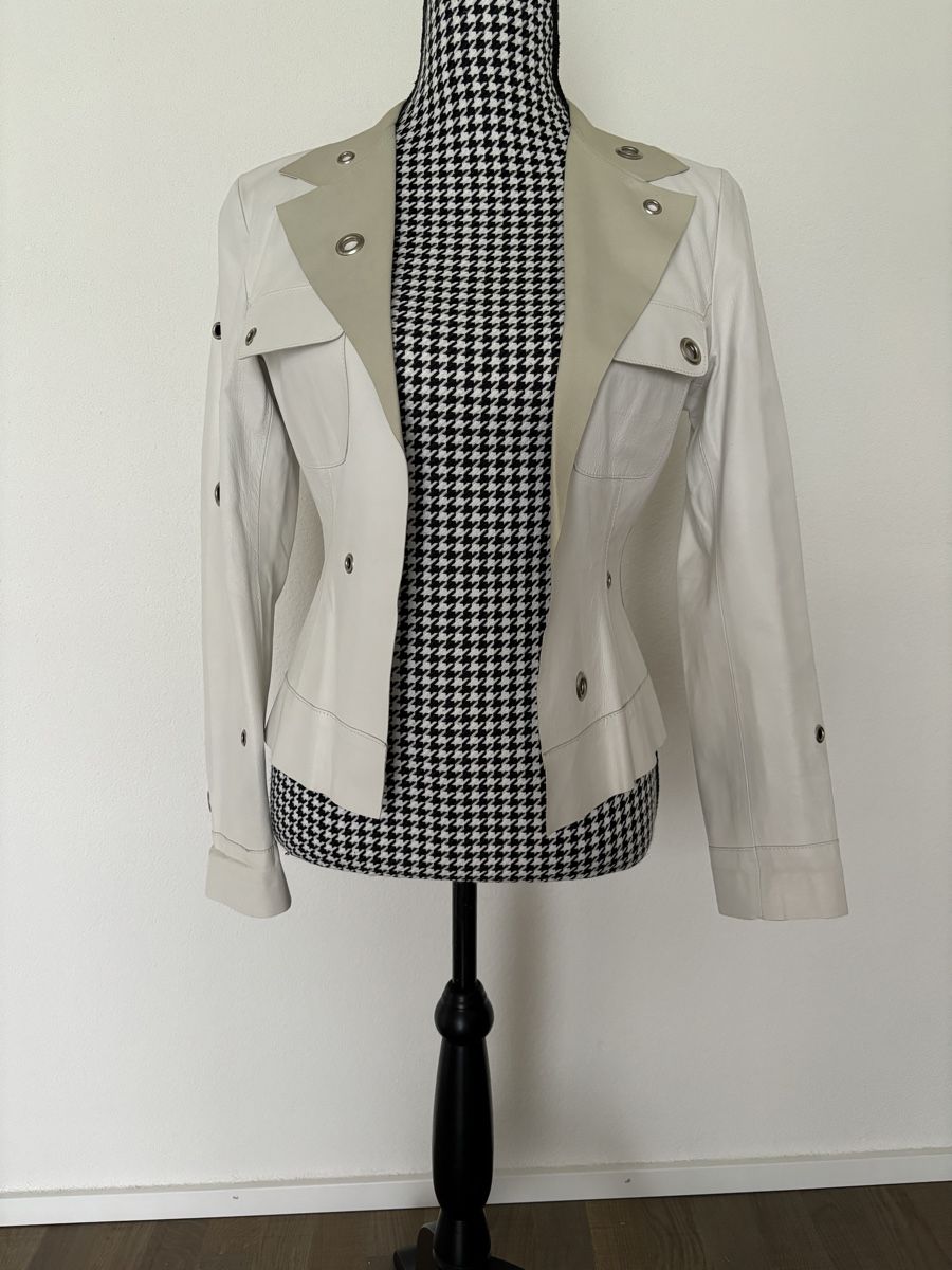 Jacken: Jacke – Gebraucht aus Wichtrach von oem_7glc