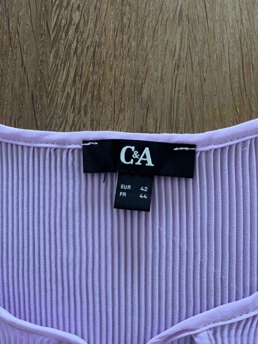 C&A Chemisiers: C&A Bluse lila Gr.42 – D'occasion à Herrenschwanden par Kamel1 3