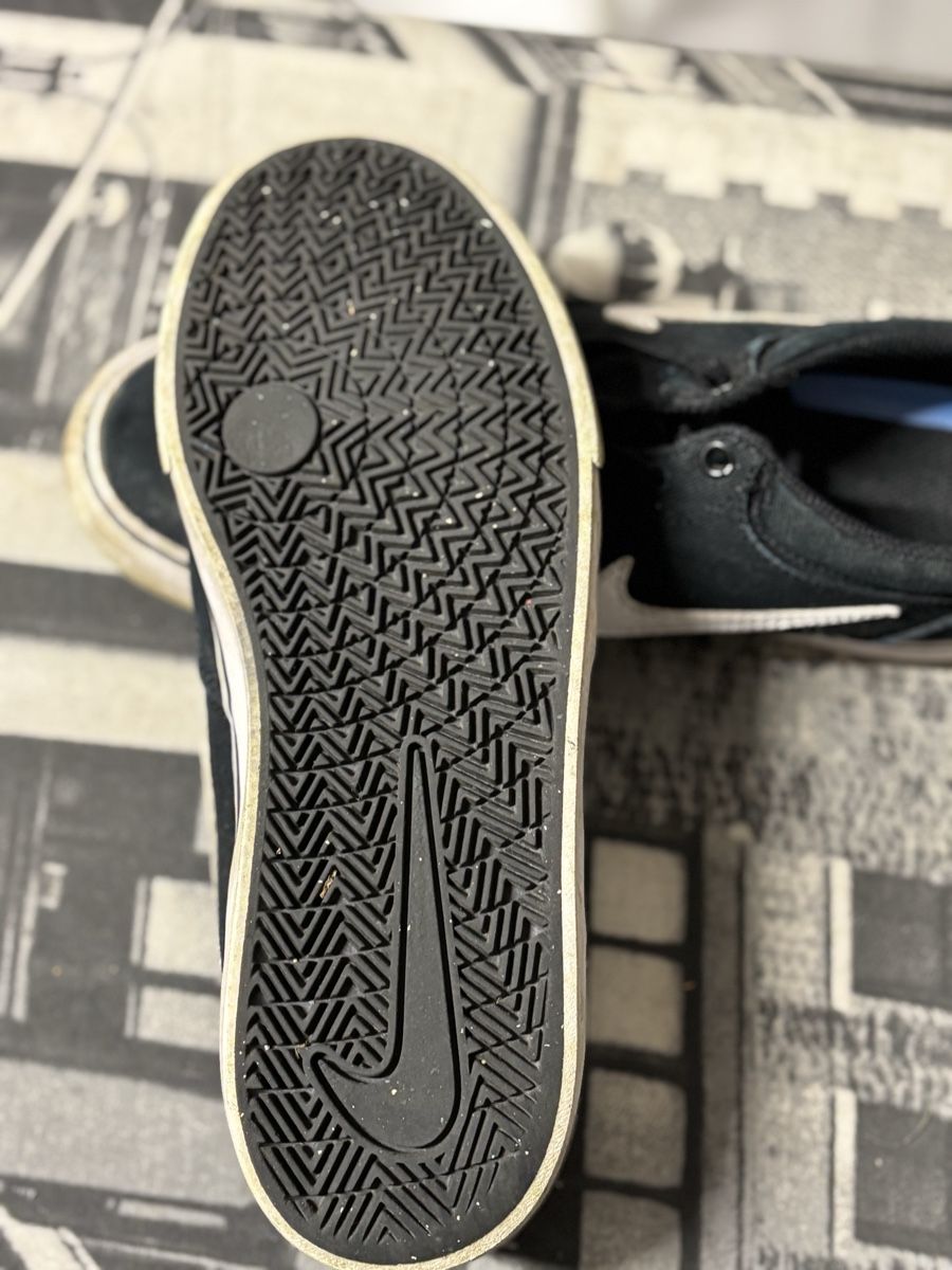 Nike Herrenschuhe: Scarpe Nike – Gebraucht aus Verscio von stefyk23 2