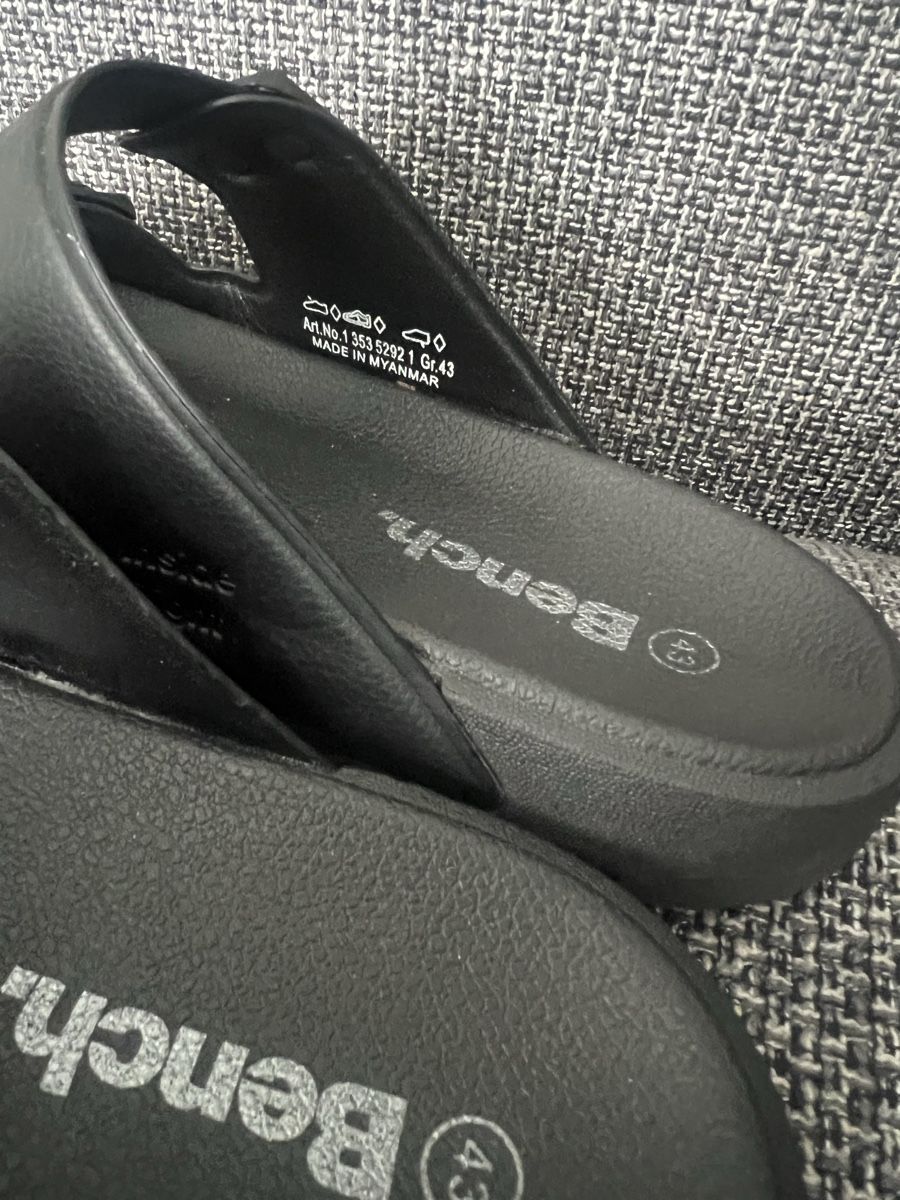 Bench Scarpe da uomo: Bench Sandalen 43 – Nuovo (secondo la descrizione) da Zürich venduto da Walllstreet 2