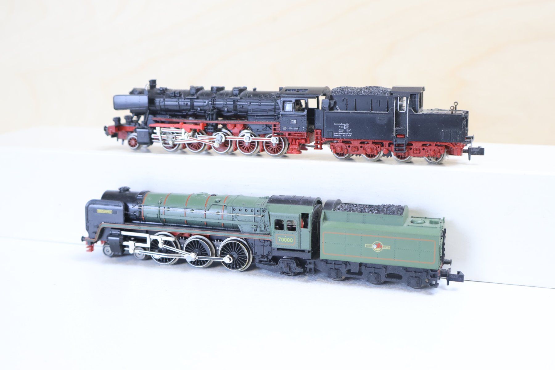 Trix Modelleisenbahnen: Minitrix 2 x grosse Dampflok Set - Spur N – Gebraucht aus Winterthur von Monstera 2