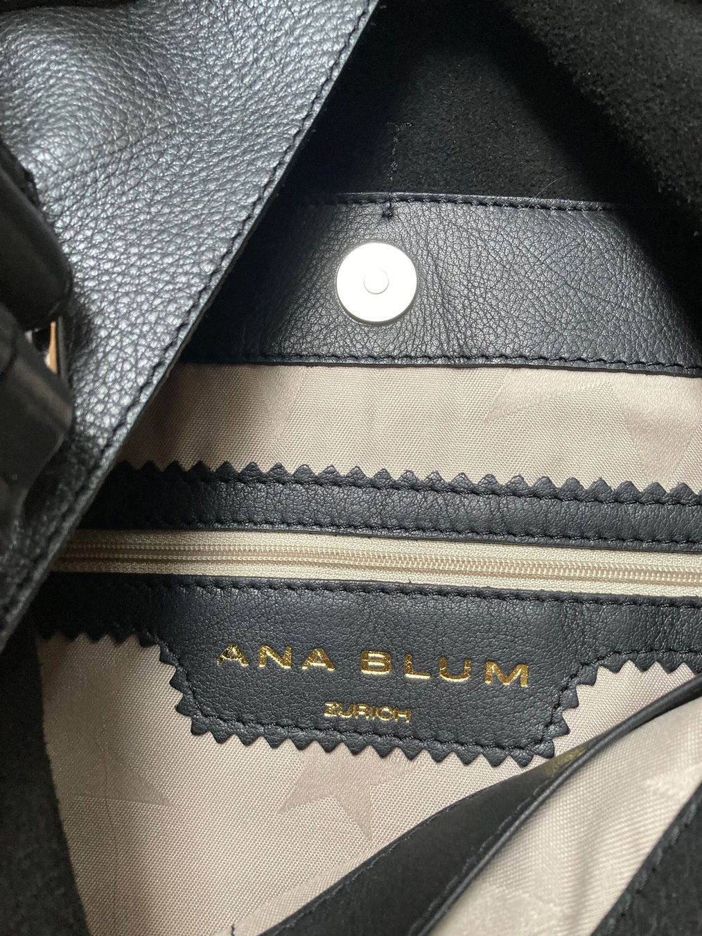 Taschen für Damen: LEDERTASCHE VON ANA BLUM – Gebraucht aus Edlibach von SELECTION-26 1
