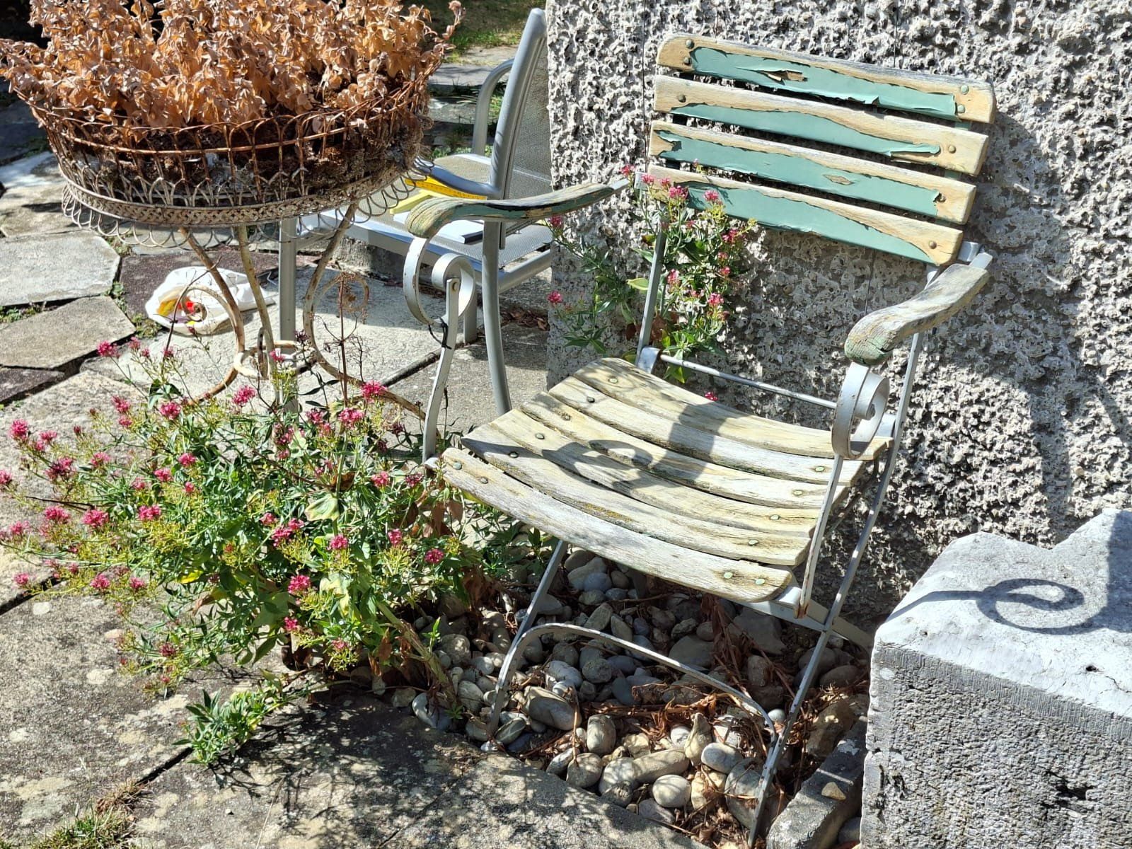 Sedie: Alter unrestaurierter Gartenstuhl – Usato da Trimbach venduto da stillik 1