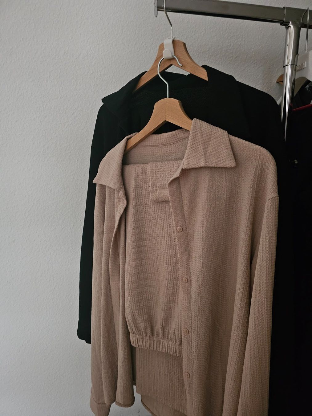 Shein Kleiderpakete: Shein.  2 mal Set – Neu (gemäss Beschreibung) aus Basel von NyGrow 2