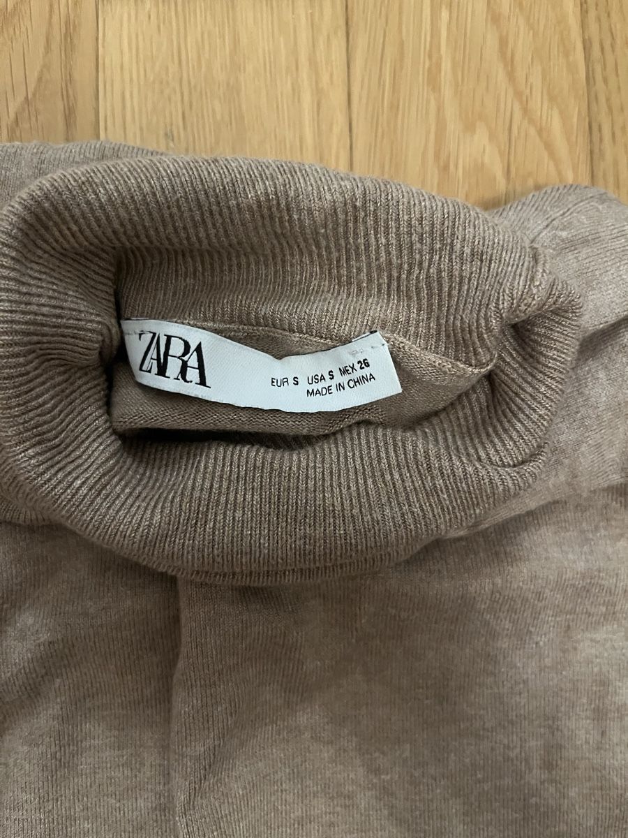 Zara Lotti di vestiti: Zara Kleider Paket mit Oberteilen – Usato da Zürich venduto da JB23JB 9