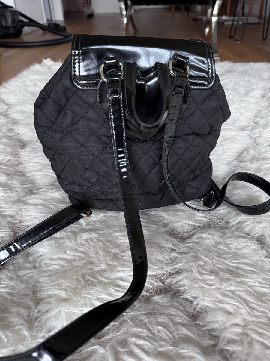 Moschino Rucksäcke: Love Moschino Black Backpack – Gebraucht aus Münchenstein von mag_ck5y 1