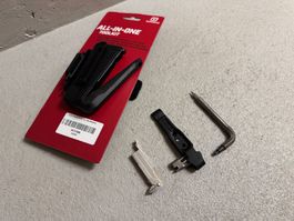 milKit Hassle'off Multitool DaySaver Essential8 Coworking5