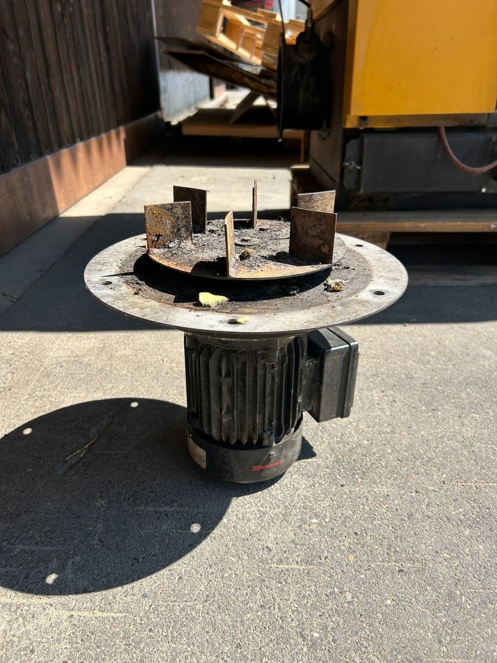 Radiateurs: Köb Pyromat Duo Schnitzelofen – D'occasion à Felben-Wellhausen par neubi 2