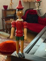 Vintage Pinocchio Holzfigur – große handbemalte Gelenkfigur