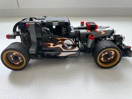 Lego technic la voiture du fuyard n°42046