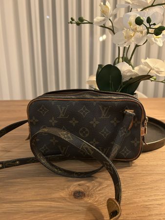Louis Vuitton Pochette Marly Bandoulière – Monogram Canvas